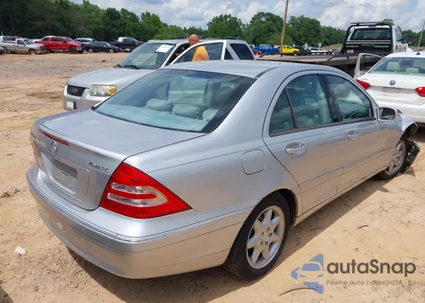 2004 Mercedes-Benz C 240 4Matic from USA, damaged, VIN WDBRF81J94F463865